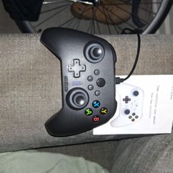 Black Bluetooth Controller 