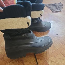 Knix max Snow BOOTS
