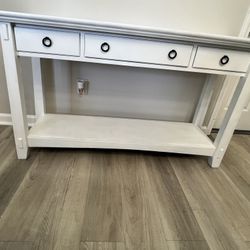 Console table 