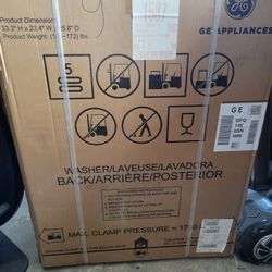 GE® 24" 2.4 cu. ft.Capacity Front Load Washer/Condenser Dryer Combo