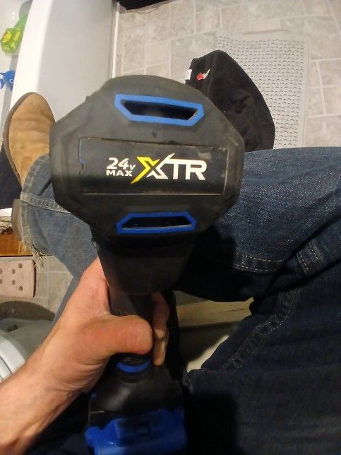 Kobalt 24 V 1/2 In XTR Brushless W/6.0amp Extended Max Battery No Charger