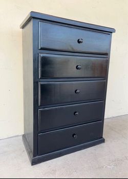 Five Drawers Dresser