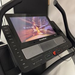 Nordictrack Treadmill X22i Commercial Model New Belt And Motor