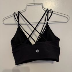 Black Lululemon Sports Bra Women’s Size 4