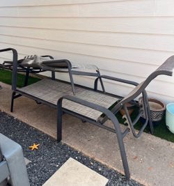 Set of lounge chairs