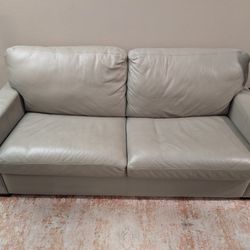 100% Leather Full Sized Sleeper Sofa With Built In Mattress 