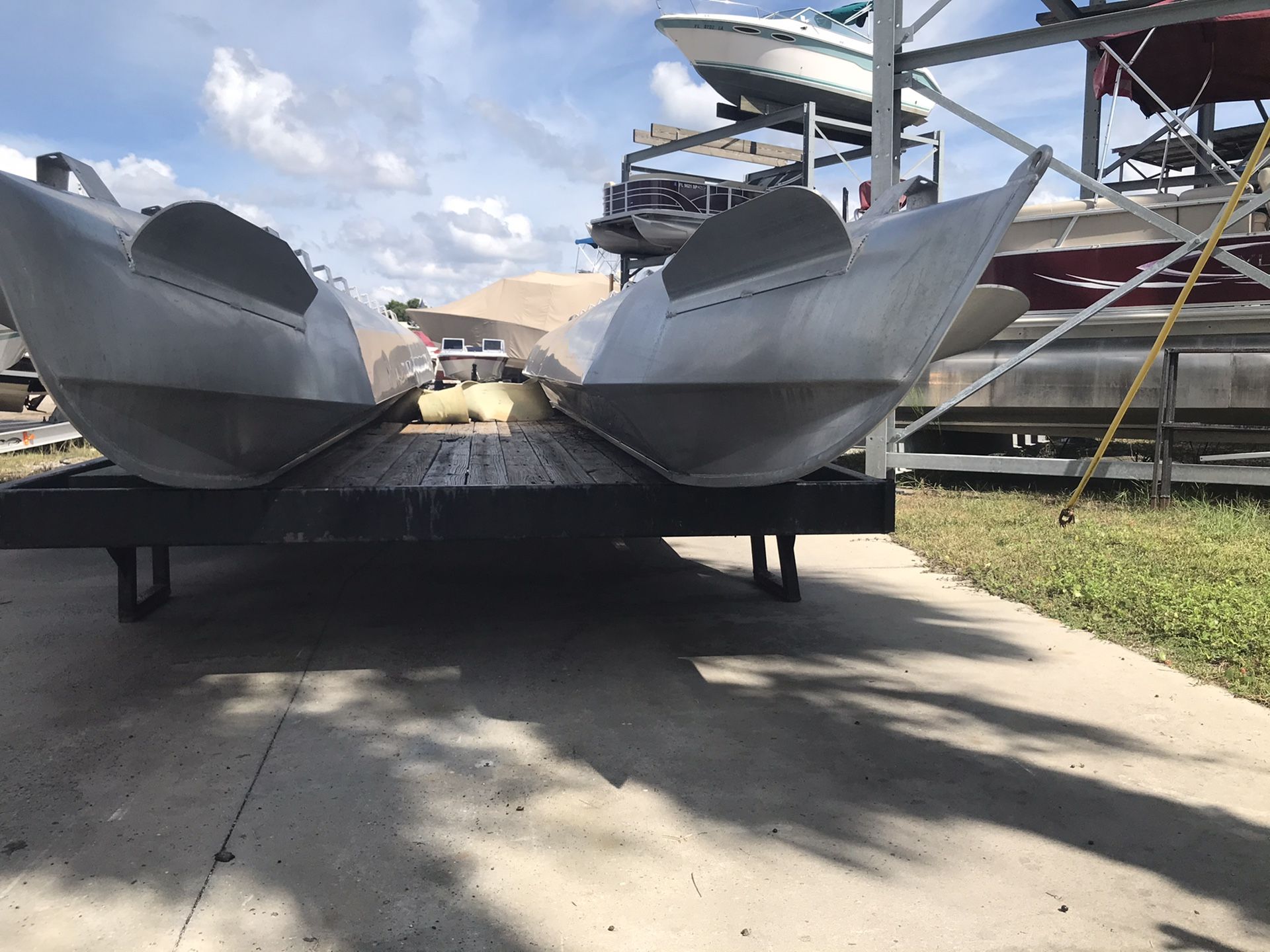 24ft Pontoon Logs for Sale in Spring Hill, FL OfferUp