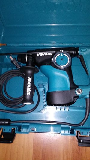 Photo Makita 1-1/8 rotary hammer