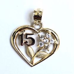 Heart with 15anos religious cubic zirconia pendant 14K REAL YELLOW AND WHITE GOLD.