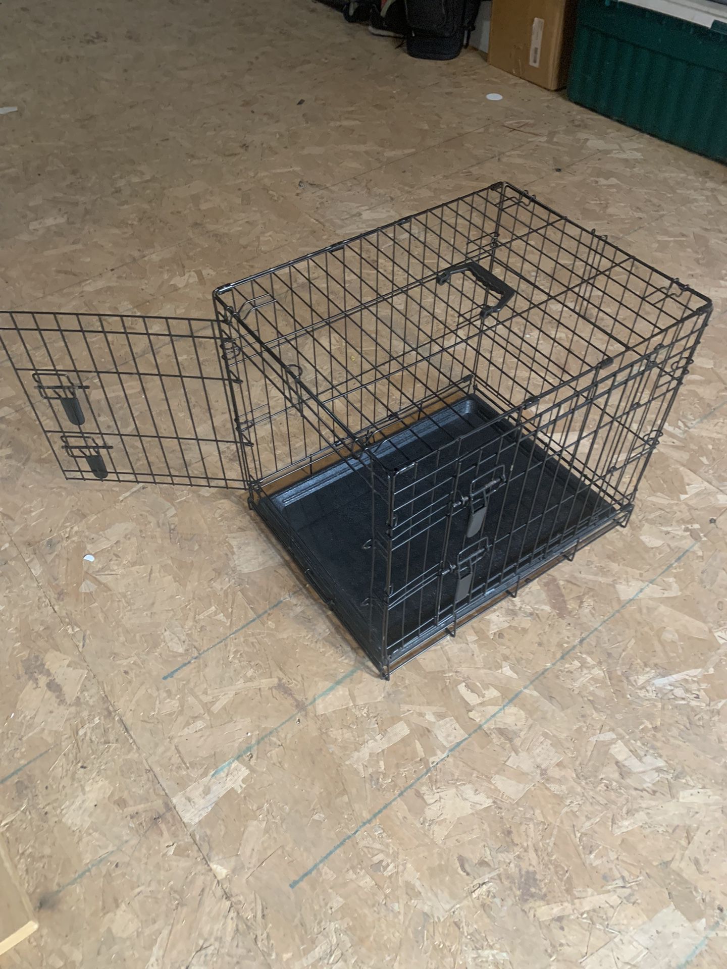 Collapsable Wire Dog Crate