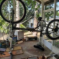 Foldable Bike by DAHON