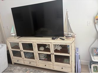 Moving sale