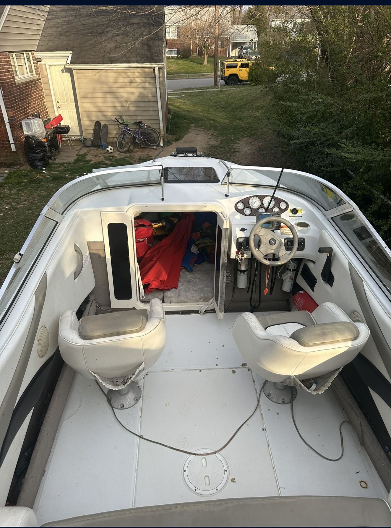 2001 Fiberglass seaswirl boats
