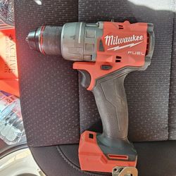 Milwaukee Drill 