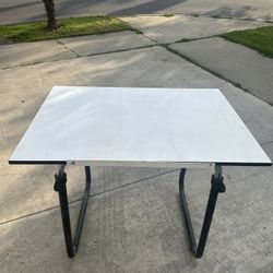 Foldable Table