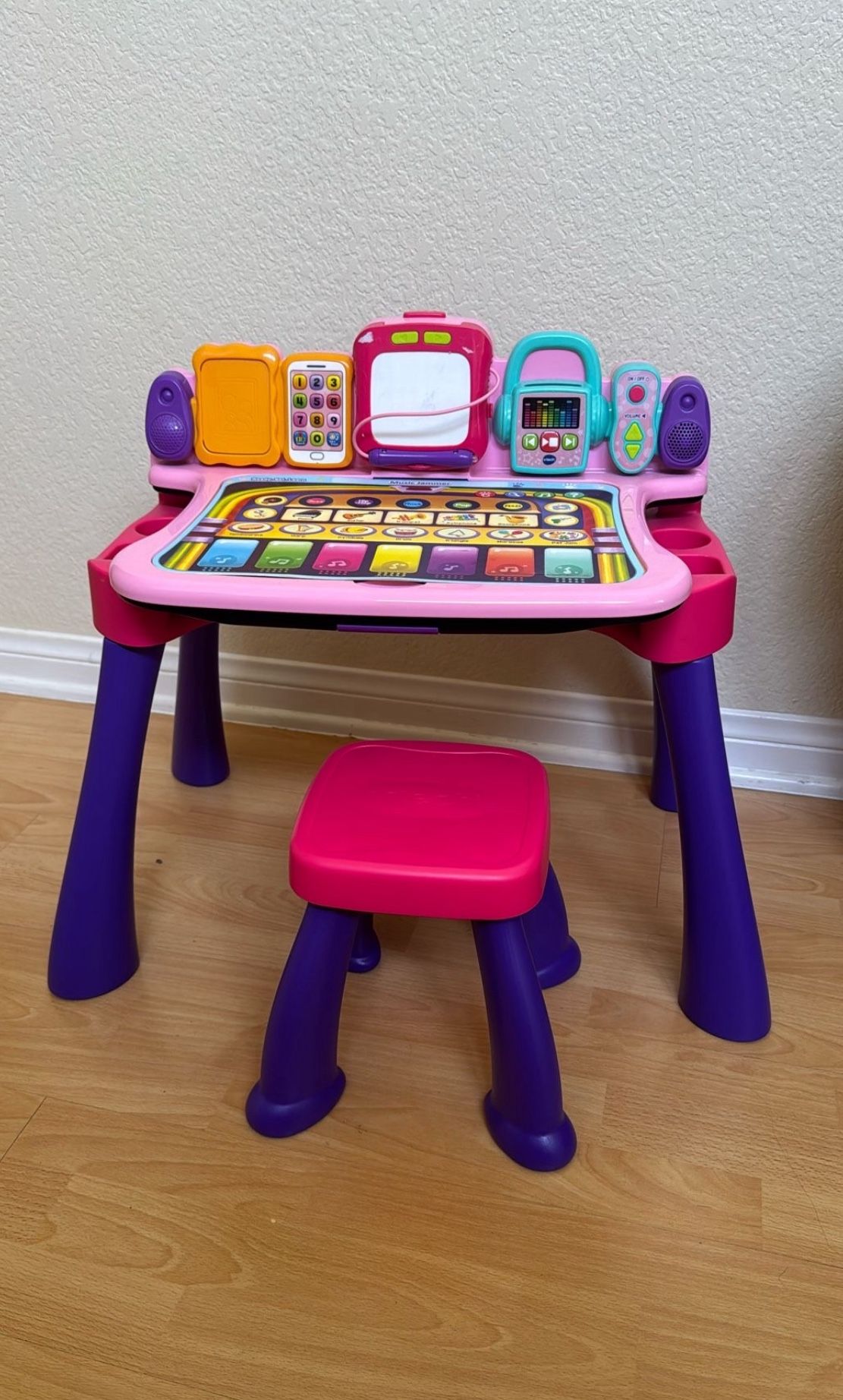 VTech Explore And Write Activity Desk