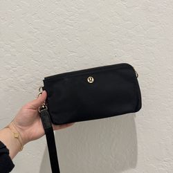 Lululemon wristlet