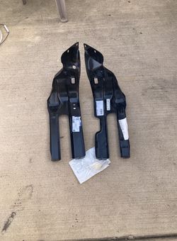 NEW Genuine MOPAR Radiator Closure Panel Supports