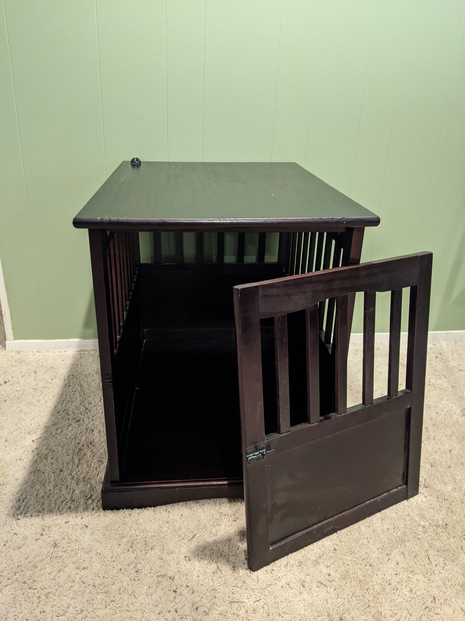 Dog Kennel/End Table