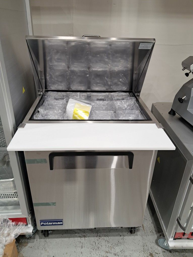 28" Mega Top Preparation Refrigerador NSF Español