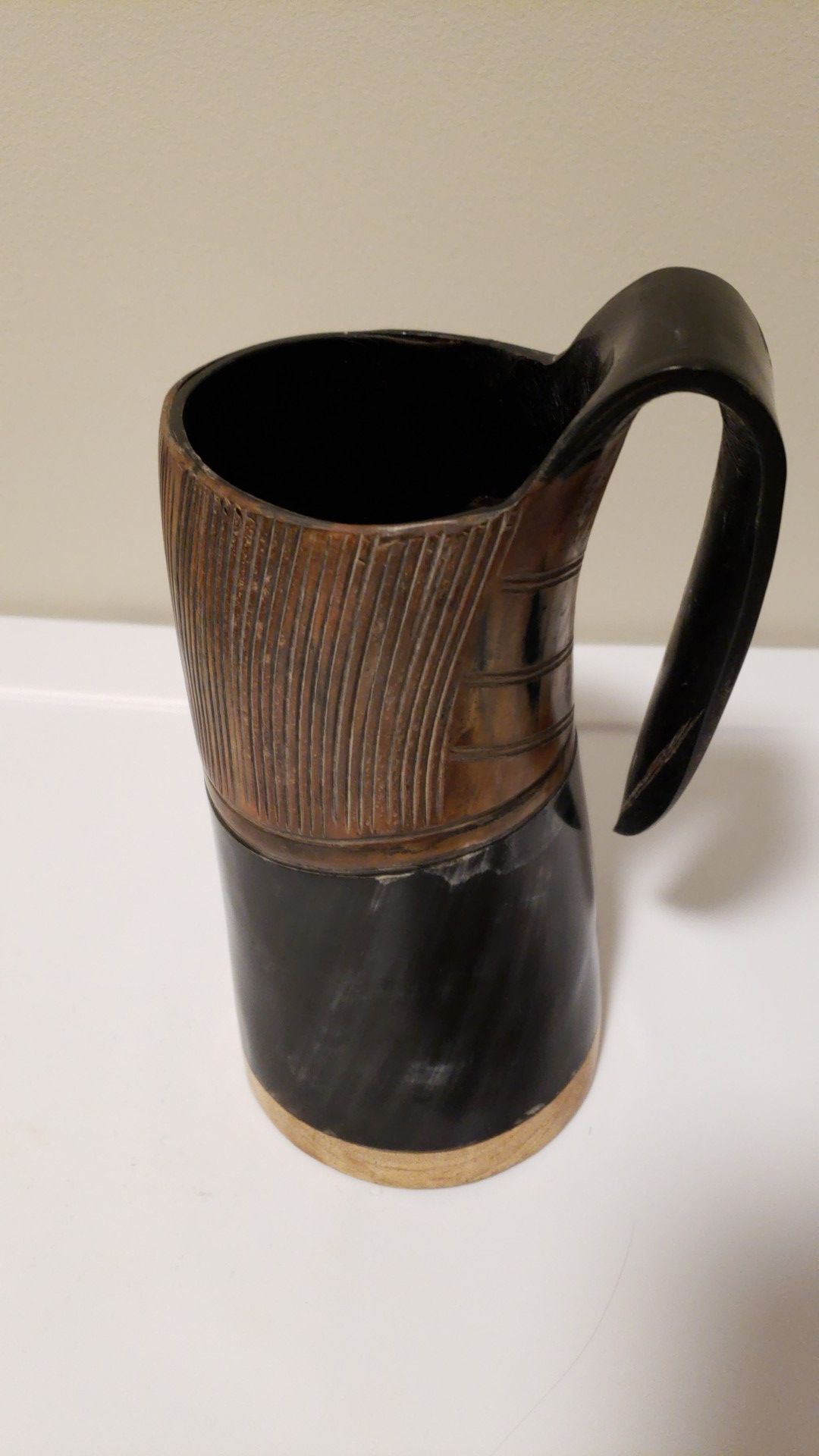 Norse tradesman drinking horn