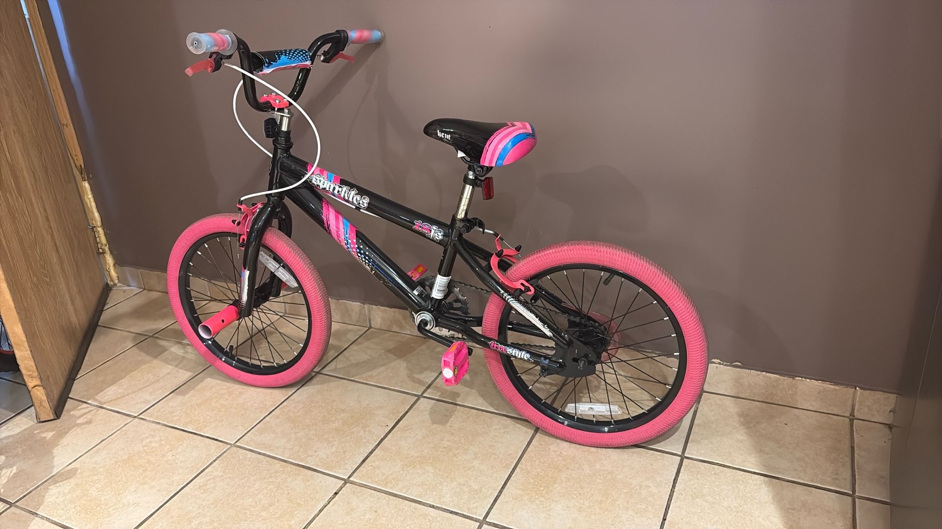 Girl’s Bike 18’’
