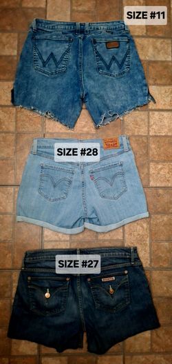 LADIE'S CUTE SHORTS SIZE #11 #28 #27