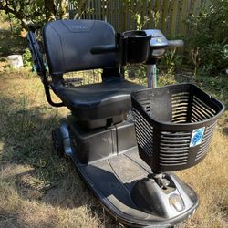 Pride Revo 2.0 3-Wheel Electric Mobility Scooter, Grey