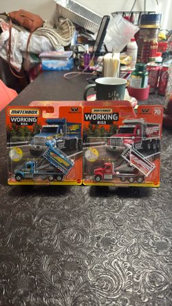 Matchbox Western Star Working Rigs   ( 2  pack )
