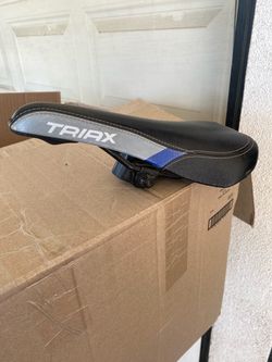 TRIAX bike seat