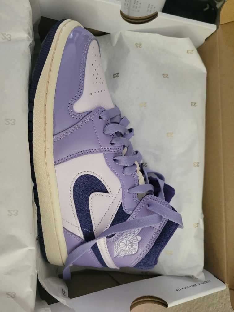 Jordan 1 Mids *New In Box*$75