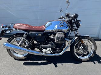 2017 Moto Gucci V7 III. 50 Anniversario