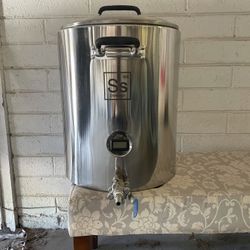 SS Brewtech Infusion Mash Tun Kettle W/accessories