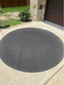 ROUND AREA RUG