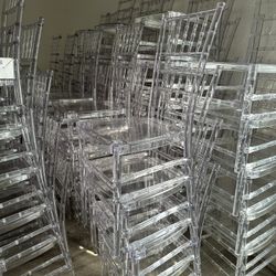 $18 Clear Chiavari Chairs