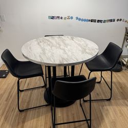 Dinning Table And Chair Set