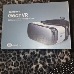 Samsung Gear VR Oculus Headset
