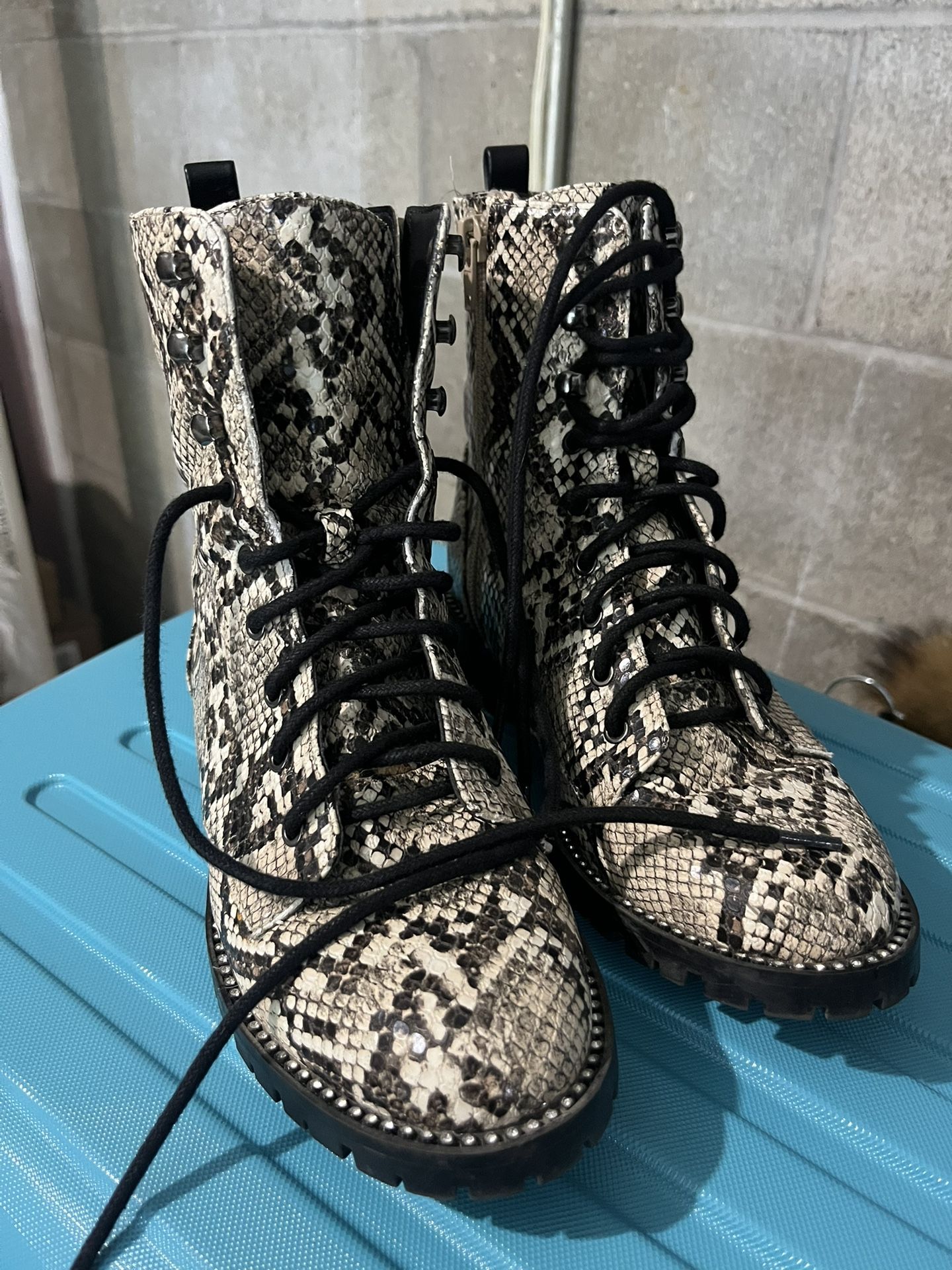 Express Boots