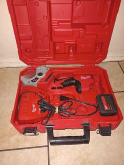 Milwaukee cordless pvc