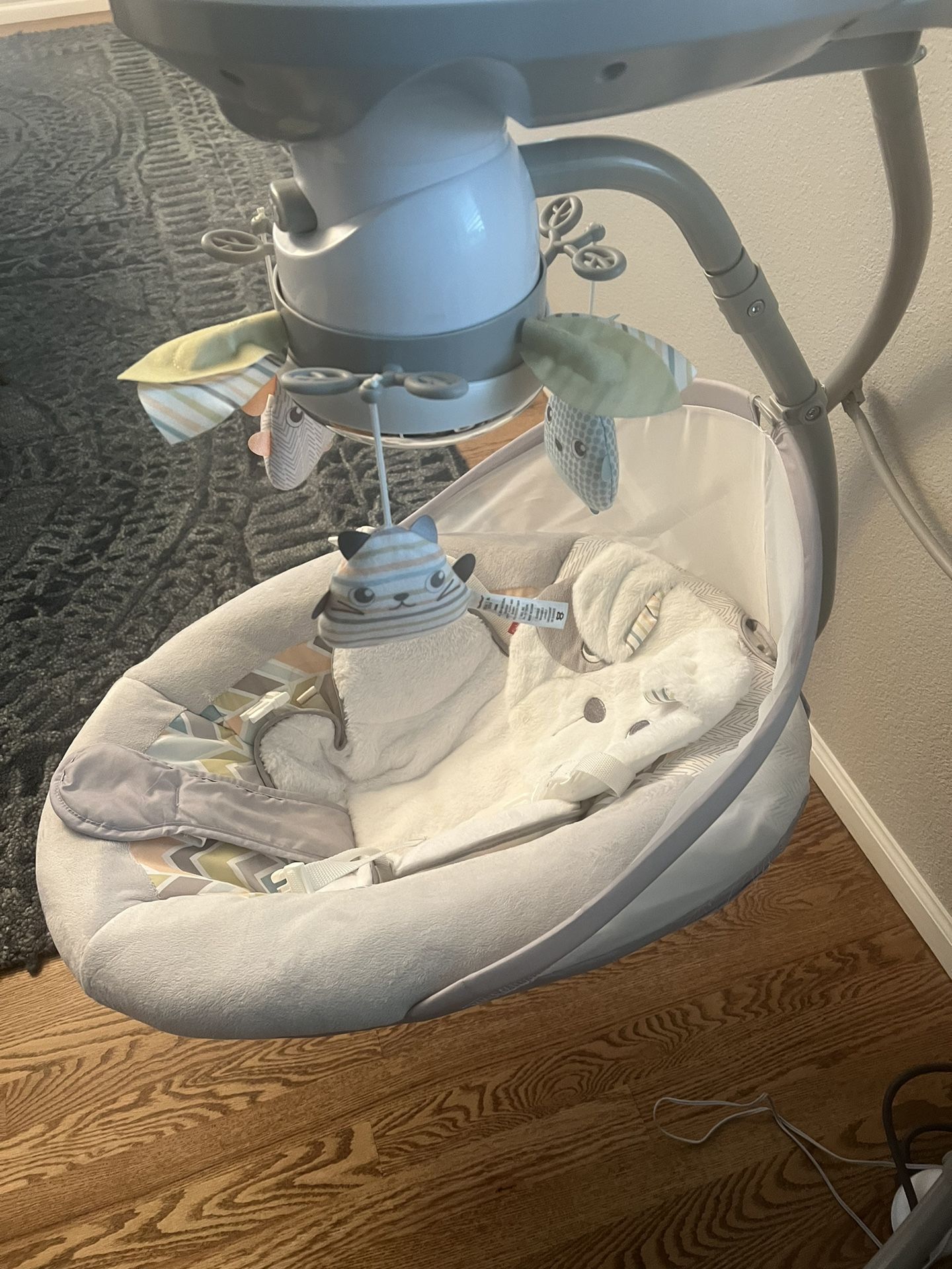 Fischer Price Snuggle puppy Swing