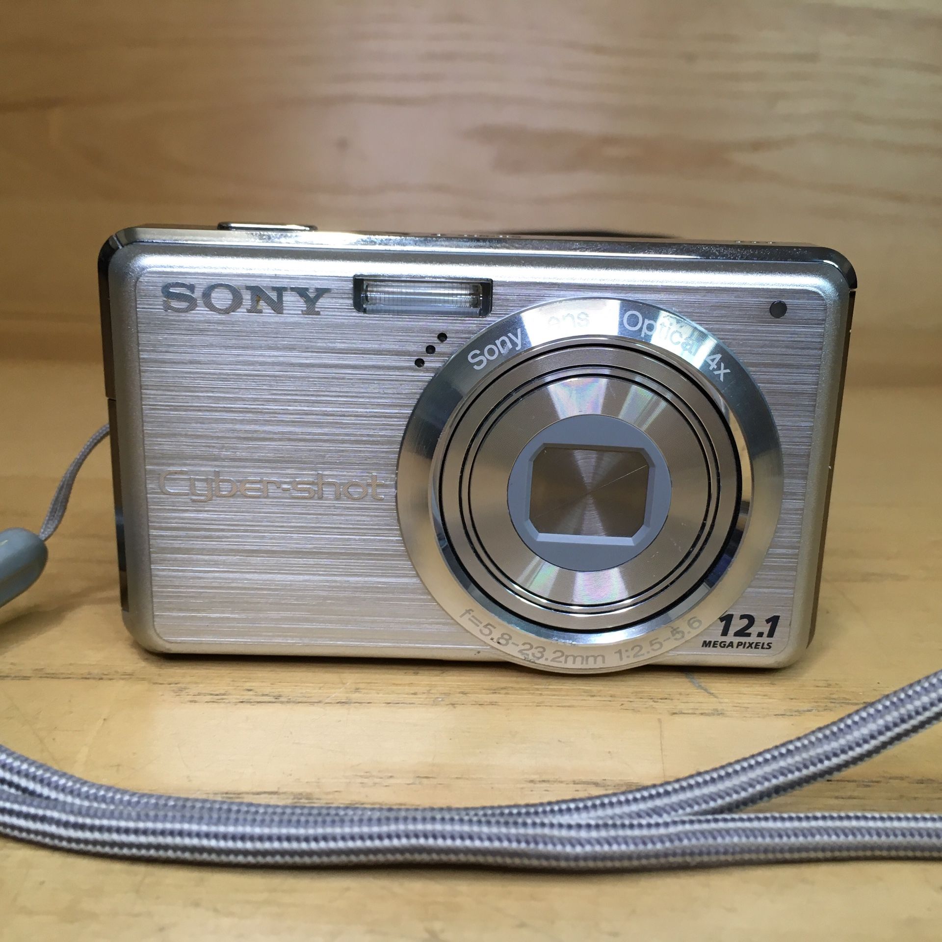 SONY Cybershot DSC-S980 (No Charger)