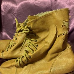Women’s Boots!