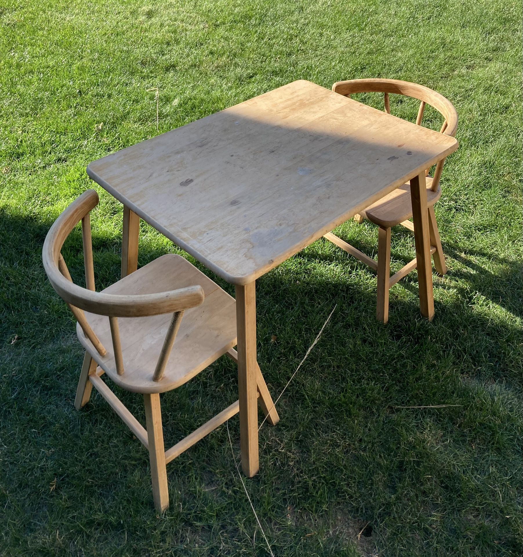 Children’s Table And Chairs
