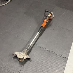 Black+Decker 20V MAX Trimmer – Battery + Charger