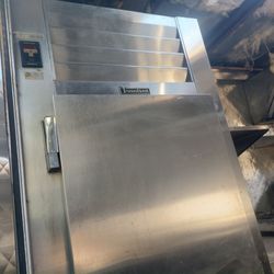 Food trailer with all equipment