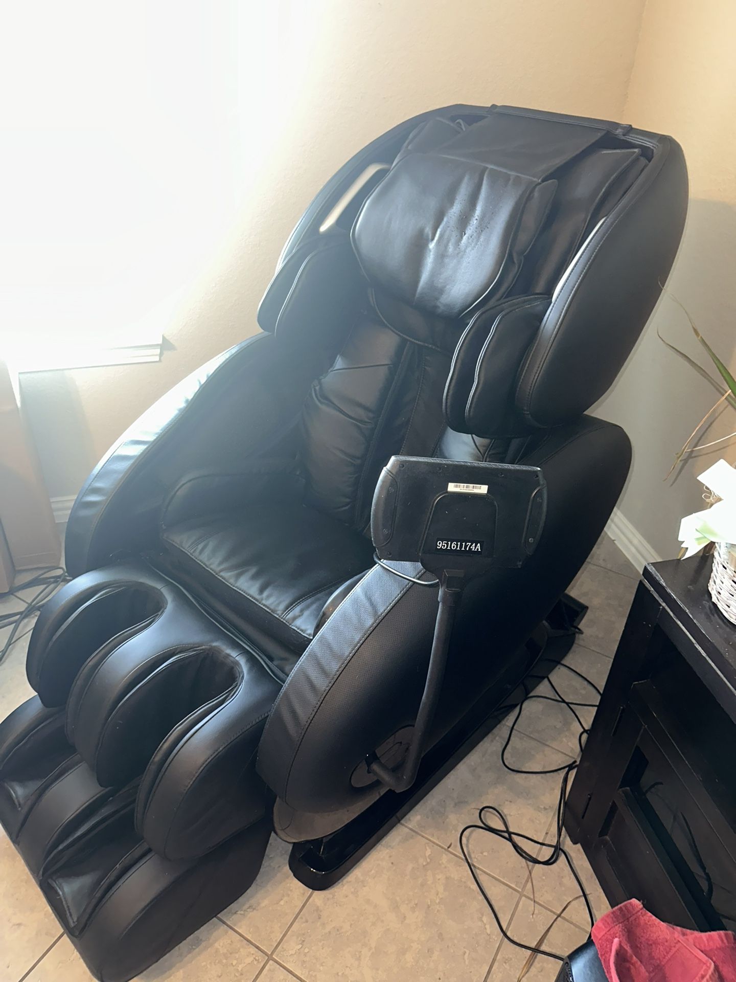 Diawa Relax 2 Zero 2.0 USJ9050 Massage Chair Great Condition Like new
