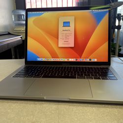 MacBook Pro 13” Space Gray - Core i5