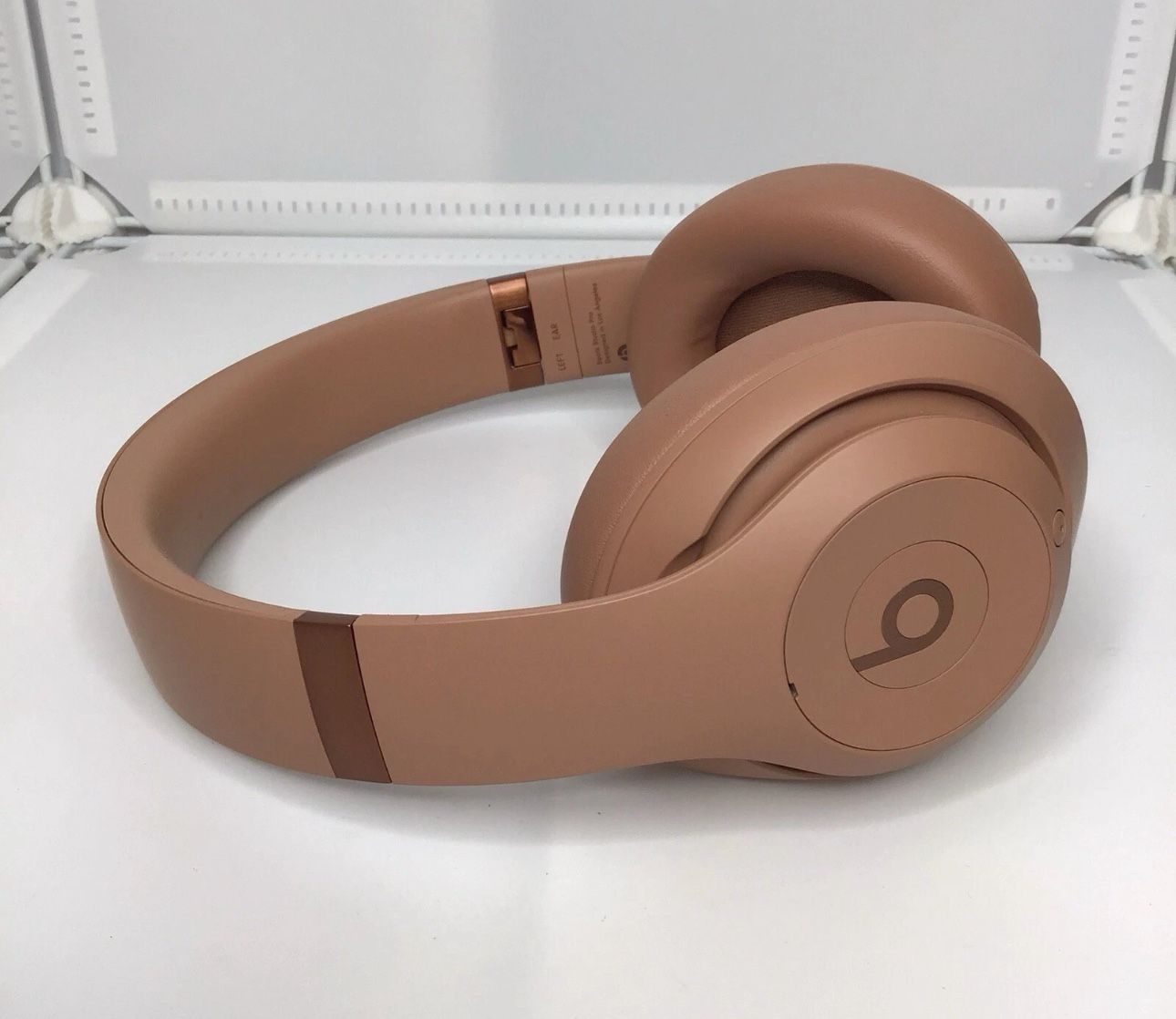 beats Studio Pro x Kim Kardashian “Dune” LIKE New, Headphones ONLY $110