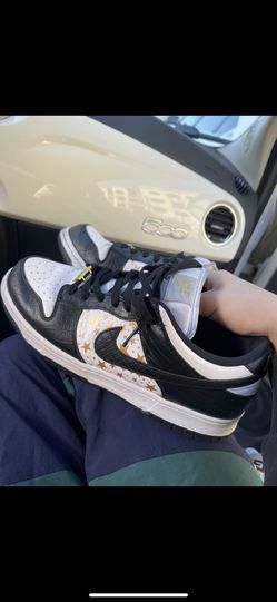 Supreme Dunks