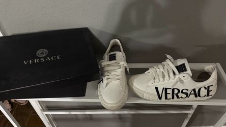 Versace’s Size 42  US 9